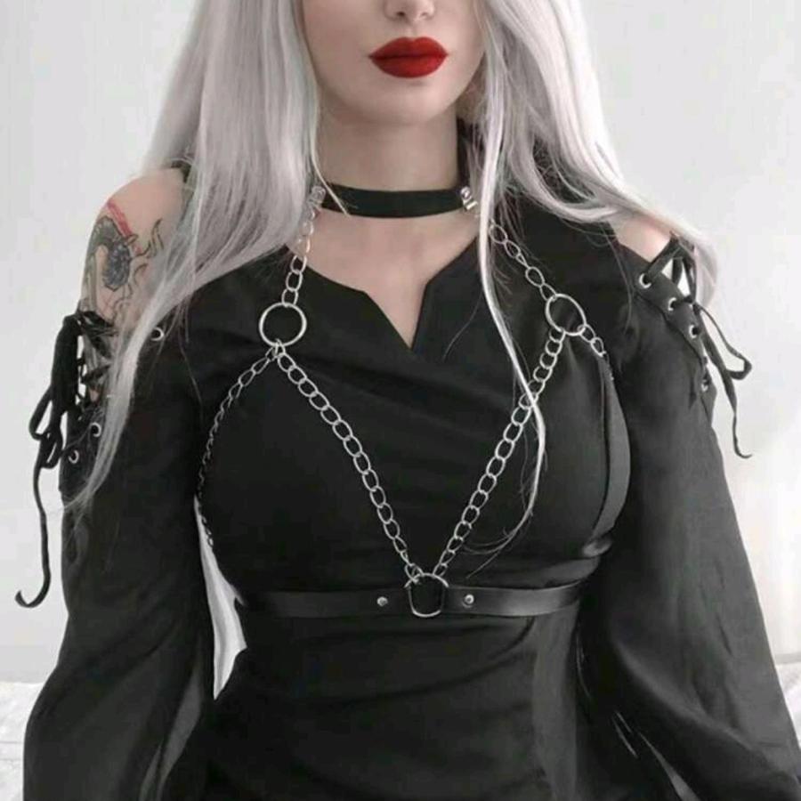 Arnes Witch